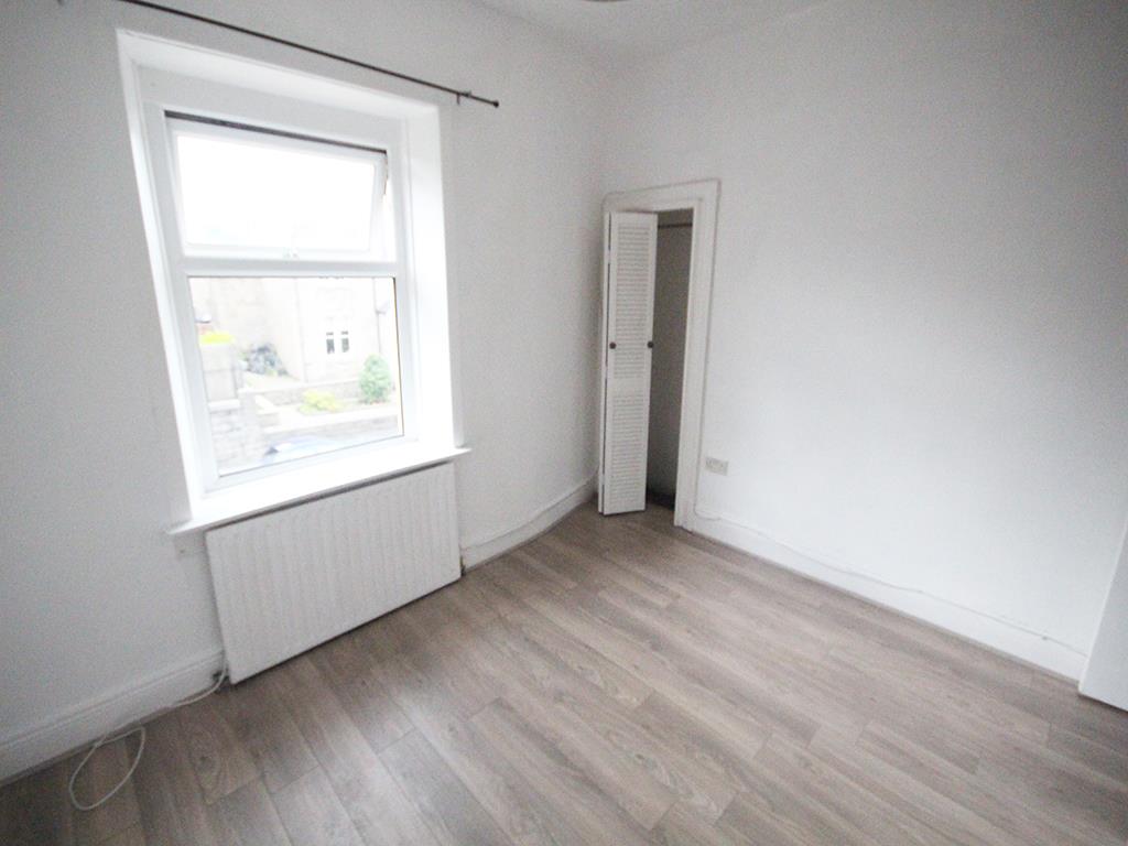 2 bedroom end terrace house To Let in Barnoldswick - IMG_3972.jpg